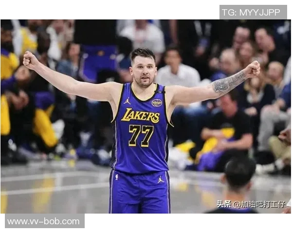 里夫斯提前退赛称东契奇为球队最佳进攻核心强调对他的依赖